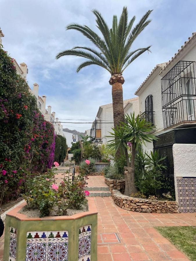 Verano Azul 12 Menyber Nerja Buitenkant foto